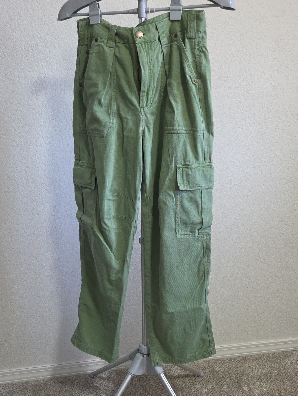 Billabong Olive Green Cargo Pants with Utility Pockets